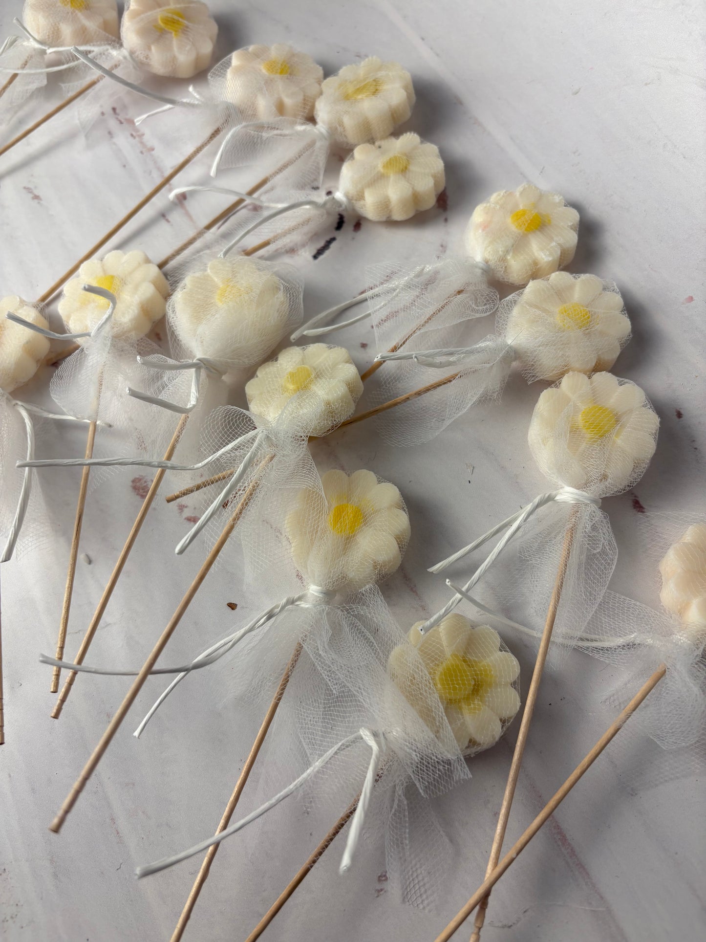 Piccoli fiorellini per bomboniere