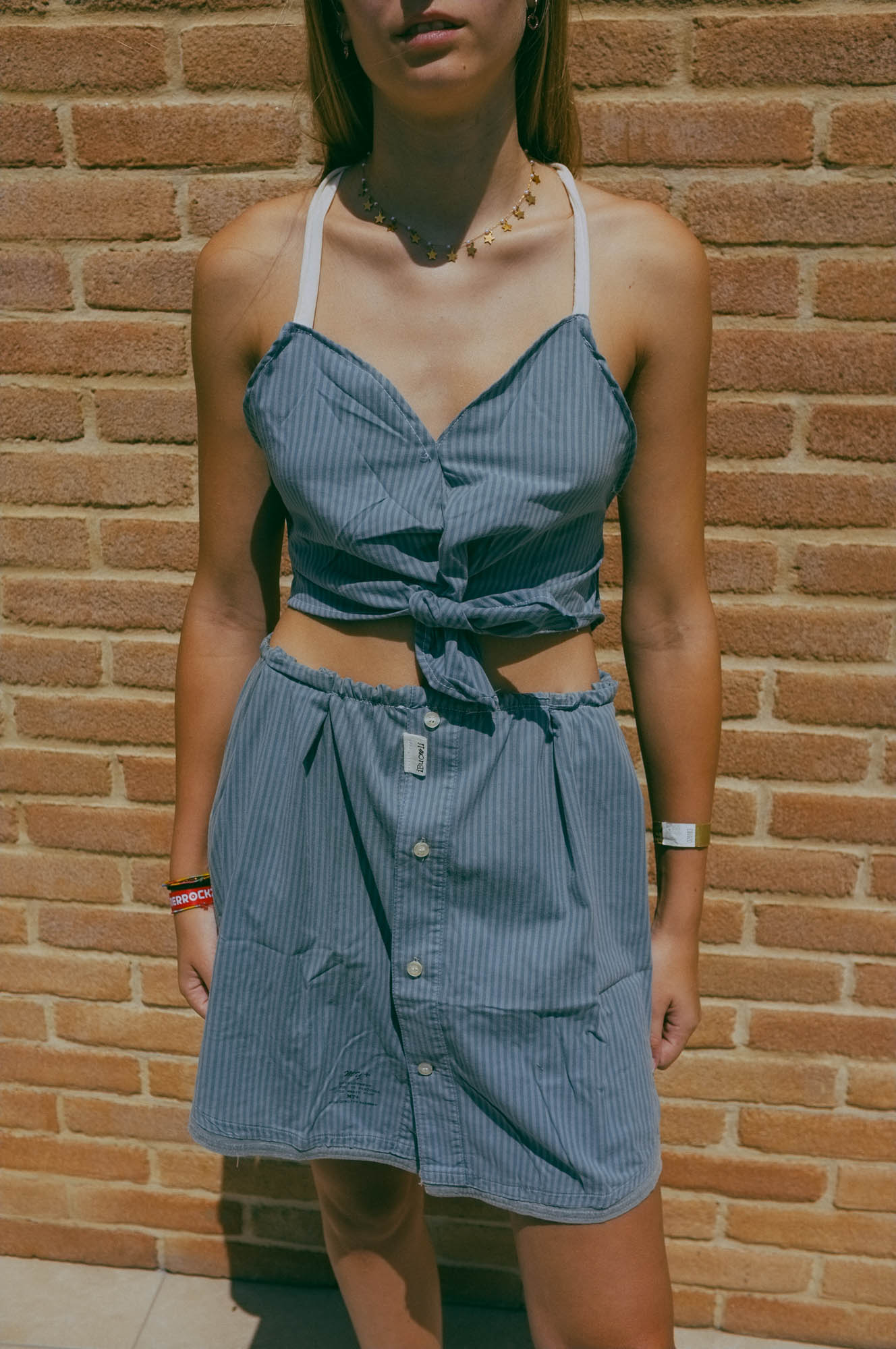 Upcycling-Top e gonna in tessuto camicia