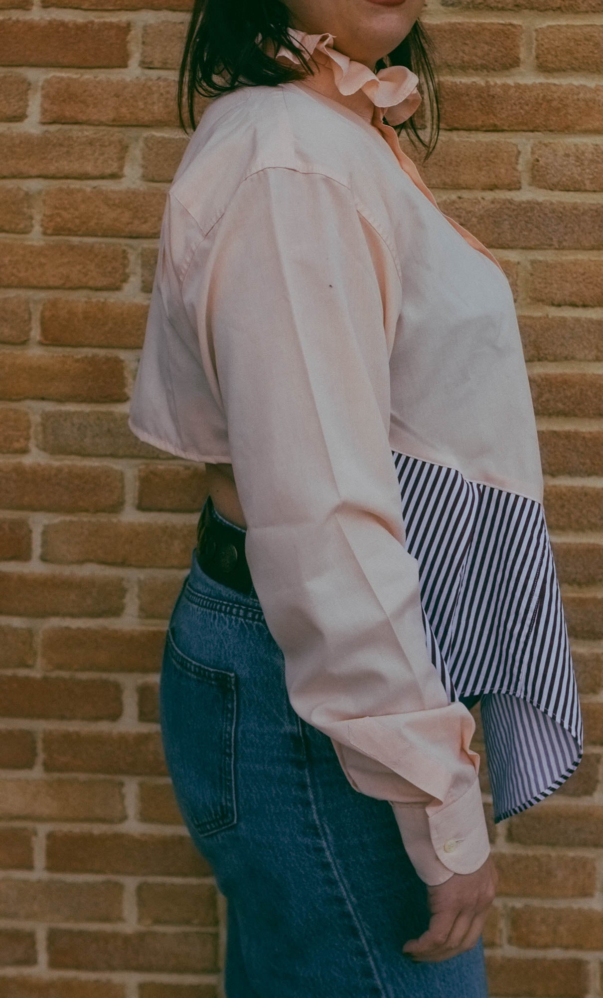 Upcycling-Camicia asimmetrica corta dietro
