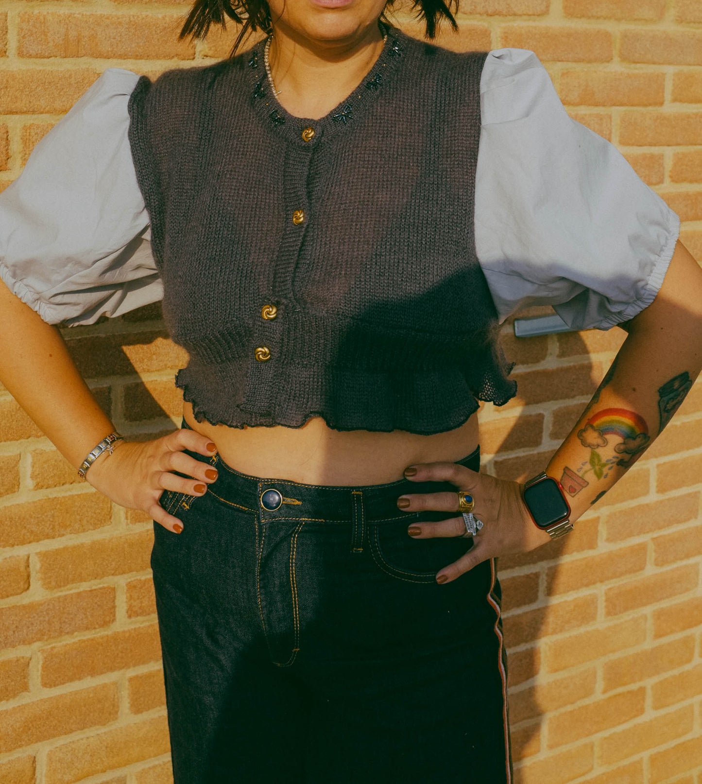 Upcycling- Maglione grigio con maniche a camicia