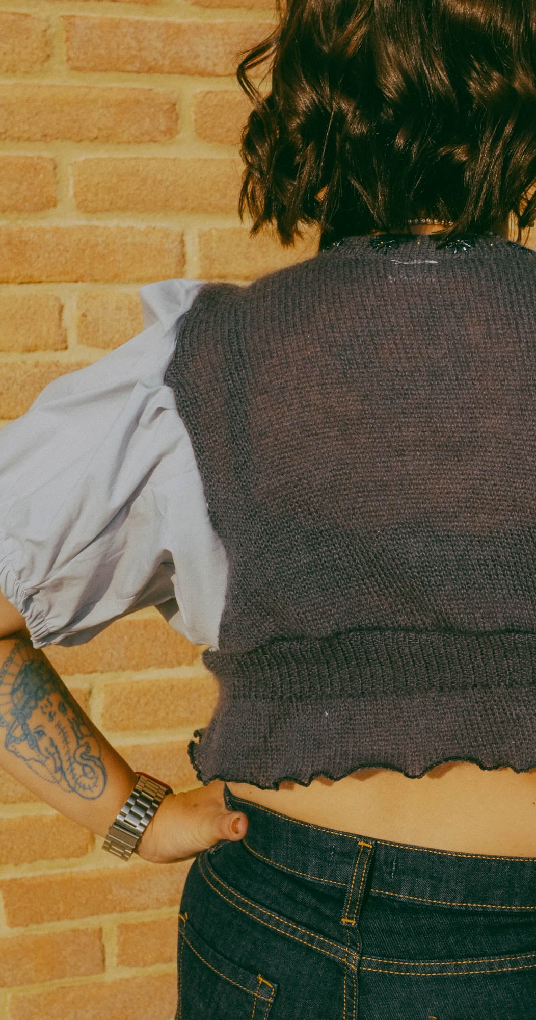 Upcycling- Maglione grigio con maniche a camicia