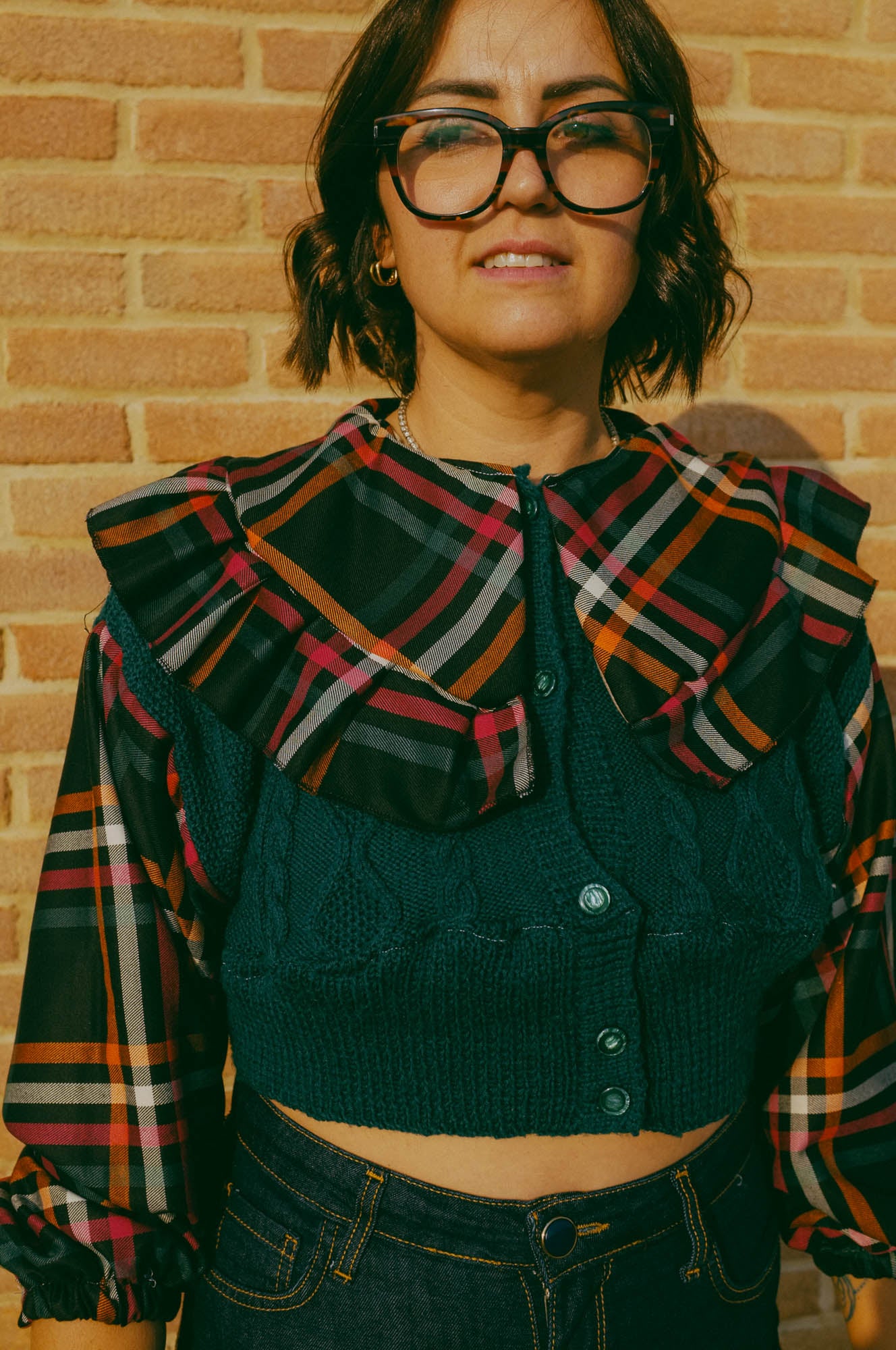 Upcycling- Maglione verde con colletto applicato