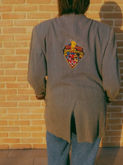 Upcycling-Giacca con inserti nostalgici (pac man e power rangers)