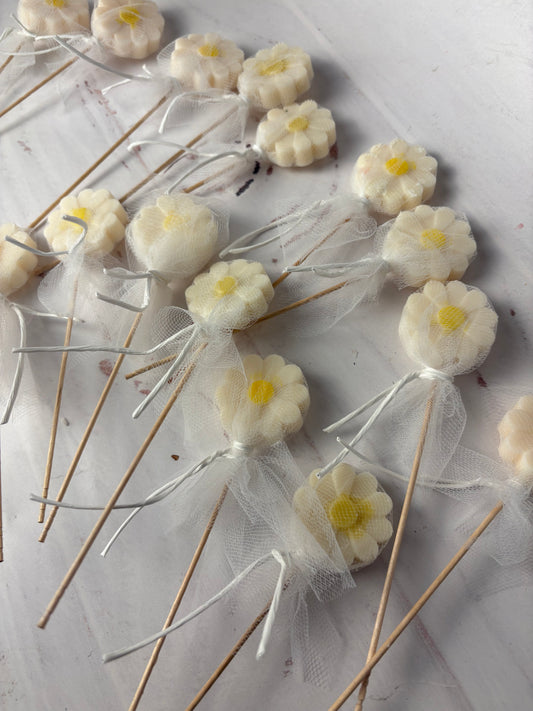 Piccoli fiorellini per bomboniere