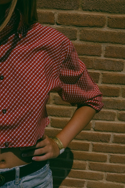 Upcycling-Camicia Rossa con nodo dietro