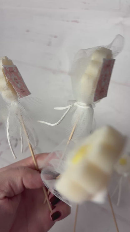 Piccoli fiorellini per bomboniere