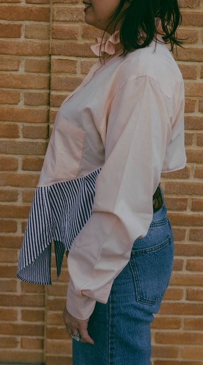 Upcycling-Camicia asimmetrica corta dietro