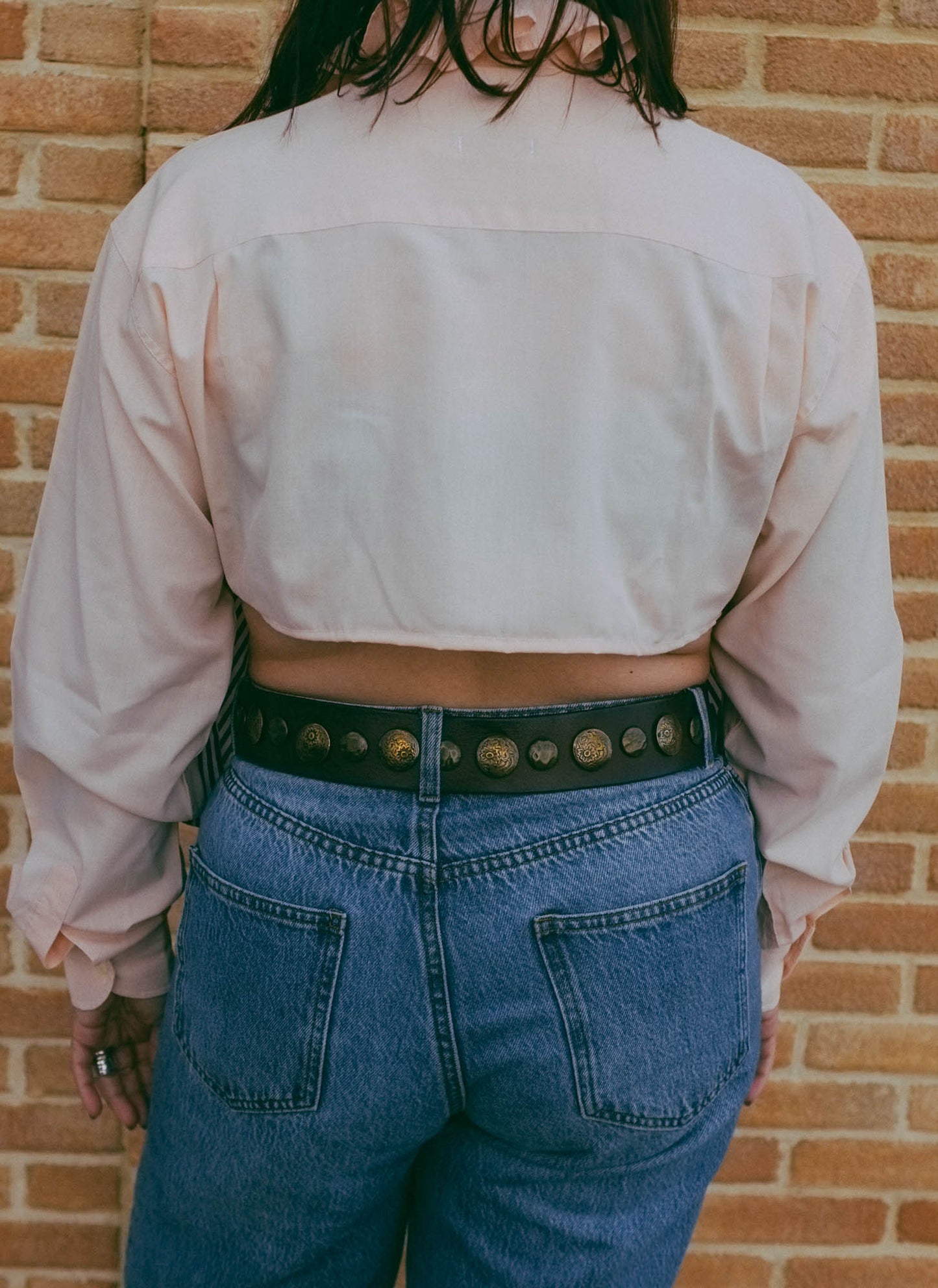 Upcycling-Camicia asimmetrica corta dietro