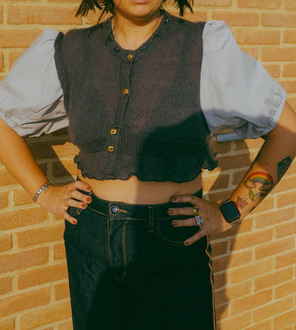 Upcycling- Maglione grigio con maniche a camicia