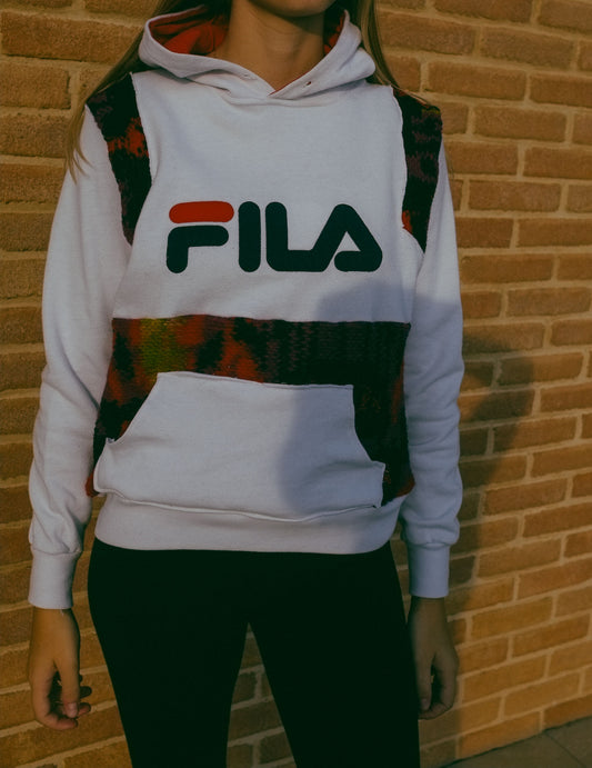 Upcycling- Felpa fila con inserti in lana