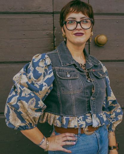 Upcycling-Giacca di jeans diesel con fiori damascati