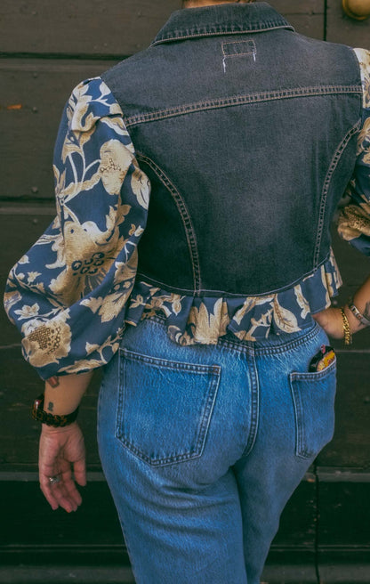 Upcycling-Giacca di jeans diesel con fiori damascati