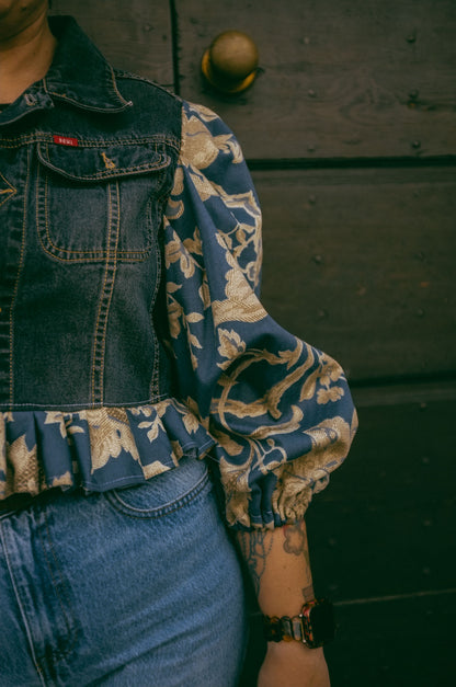 Upcycling-Giacca di jeans diesel con fiori damascati